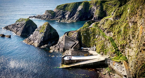 Lally Tours Beoga Travel Dunquin Pier.jp