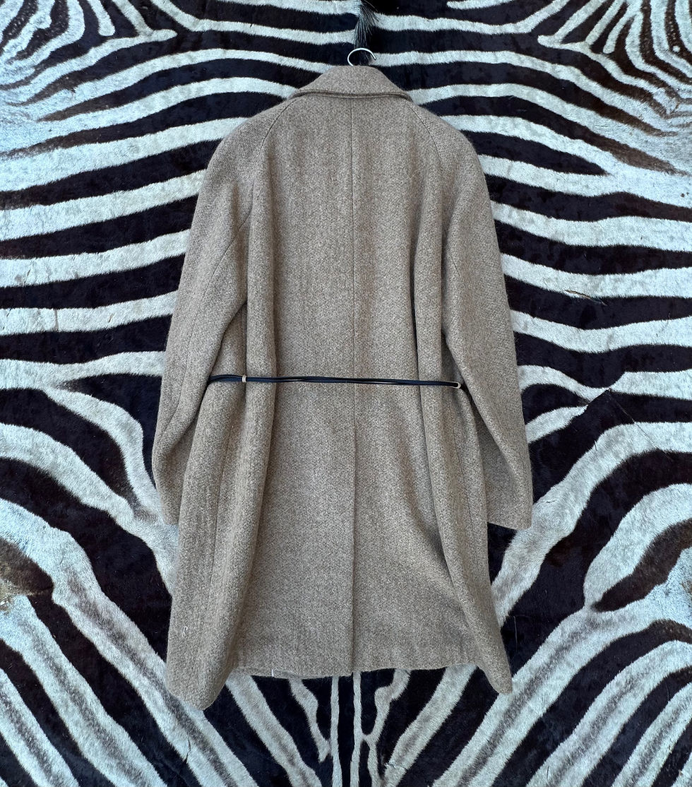 Thumbnail: Yves Saint Laurent Camel Coat -Belted 40R