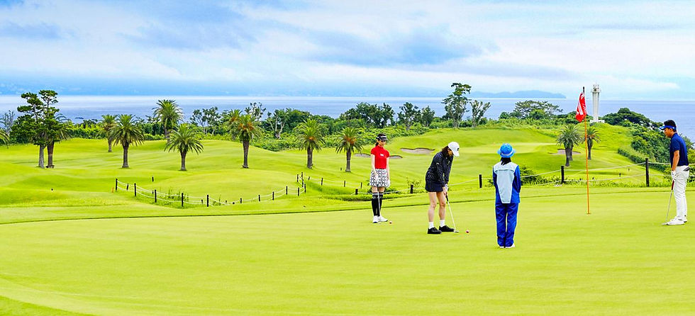 The Fiji Course is a caddie-accompanied round, while the Oshima Course is self-playing with a cart.
