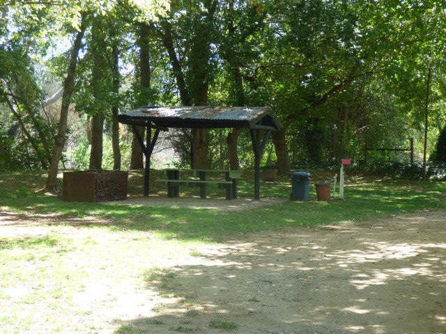 Ardern's Caravan Park - Myrtleford - 11 