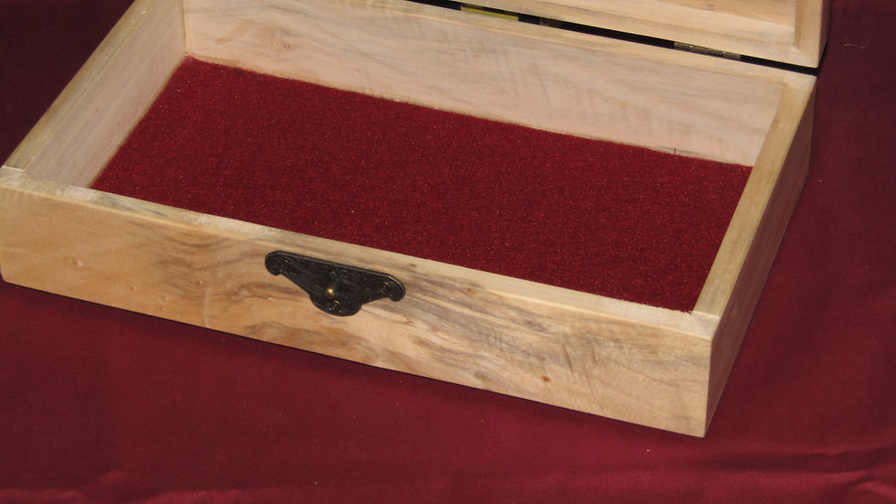Thumbnail: Handmade Keepsake box,  Tulipwood and resin box