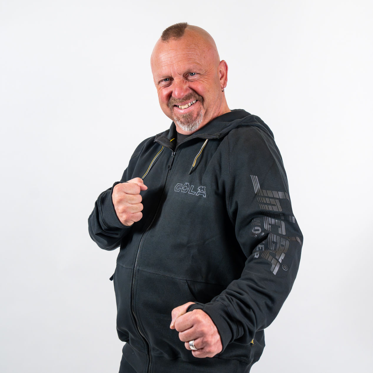 Gölä Hoodies Snickers Männer Gölä Logo vorne