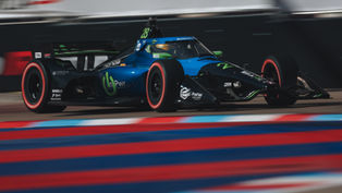 Ericsson takes first IndyCar pole in inaugural Arlington qualifying