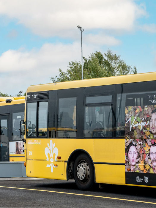 Bussin paraatimainos