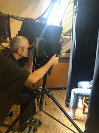 profesionelle Portraits mit einer Linhof Laufbodenkamera
