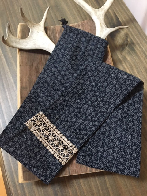 Beinhülle "Dunkelblau/Bordüre" zu Antilop