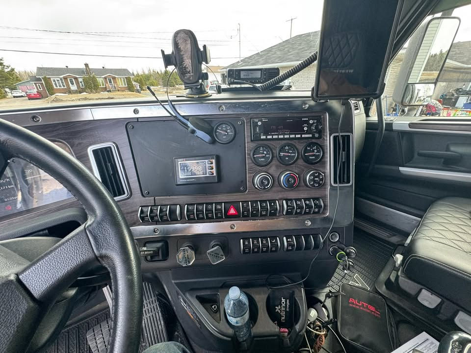 Miniature : 2024- Western Star 49X