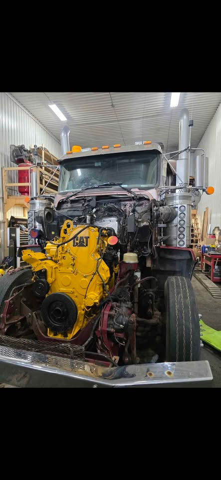 Miniature : 2012- Kenworth T800 moteur cat 6NZ