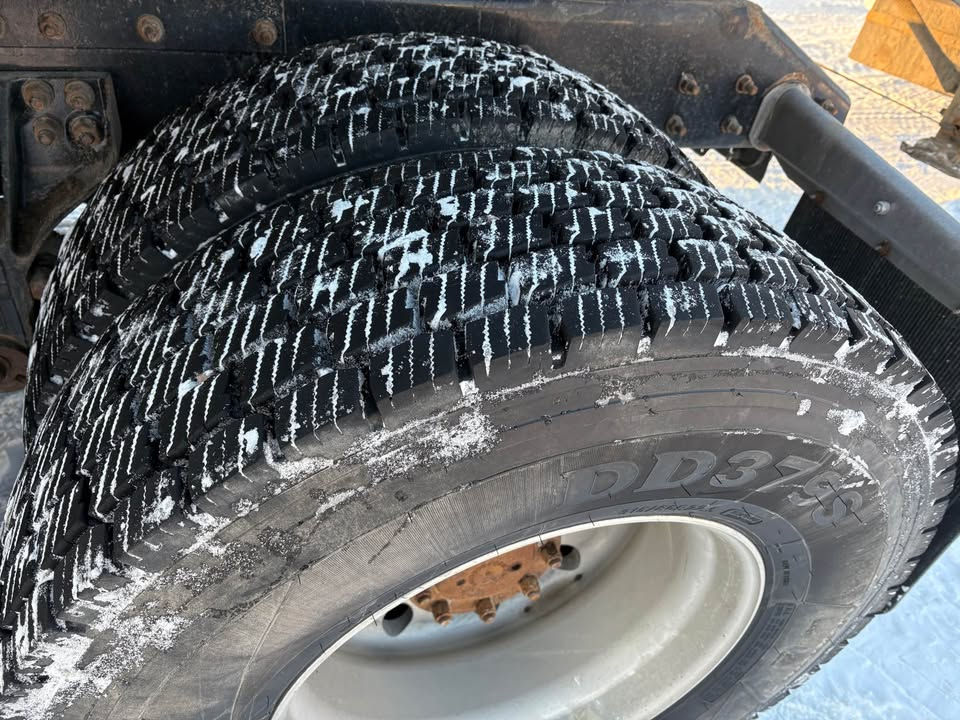 Miniature : 2025- Kenworth W990