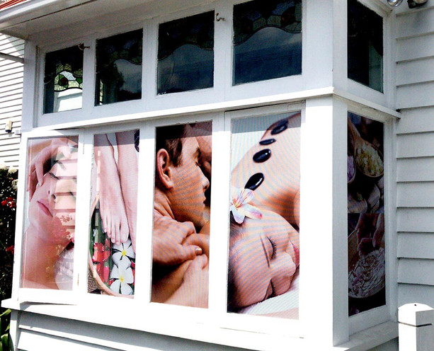 Hot stone massage clinic