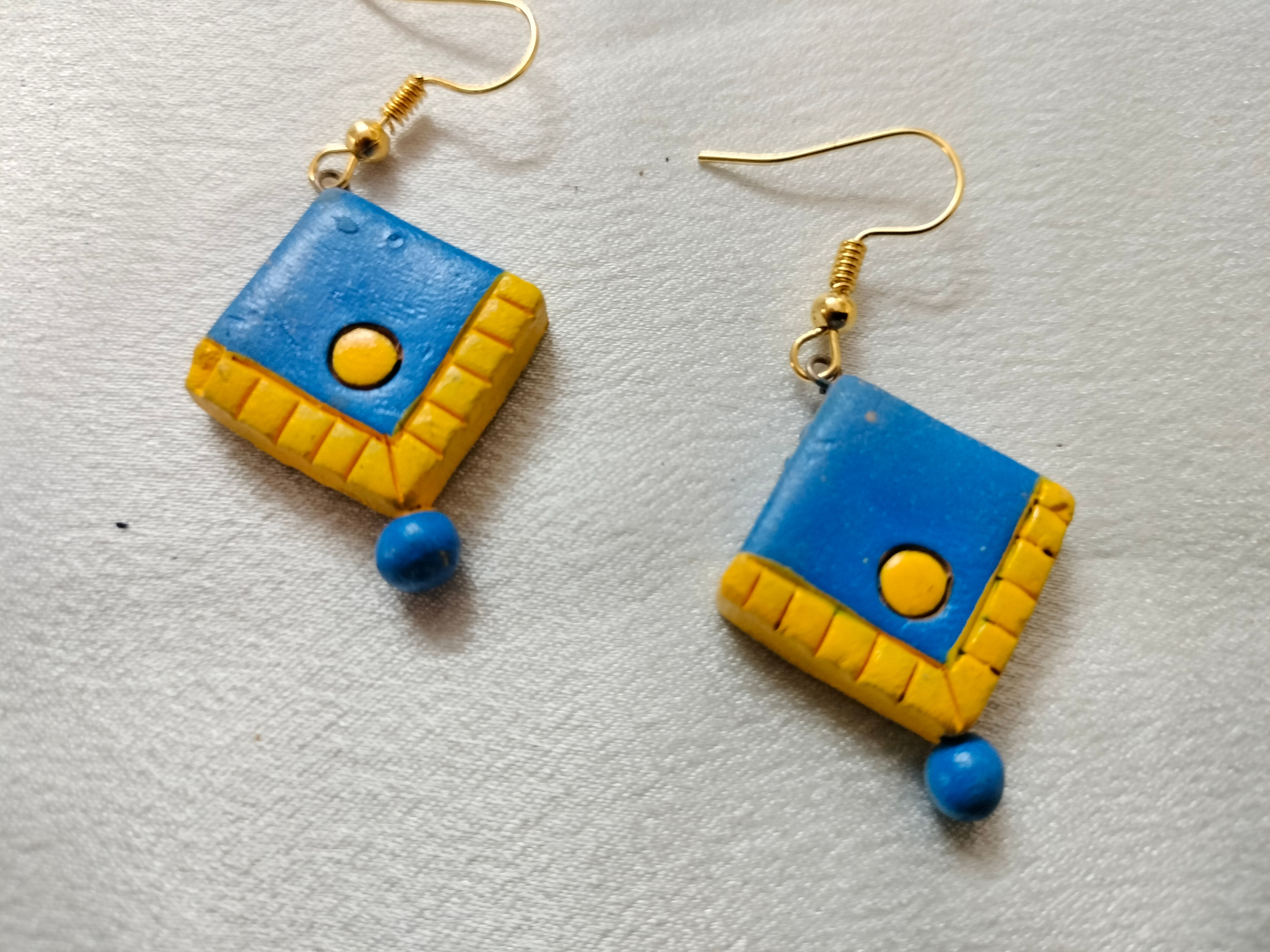 Terracotta hagging earrings