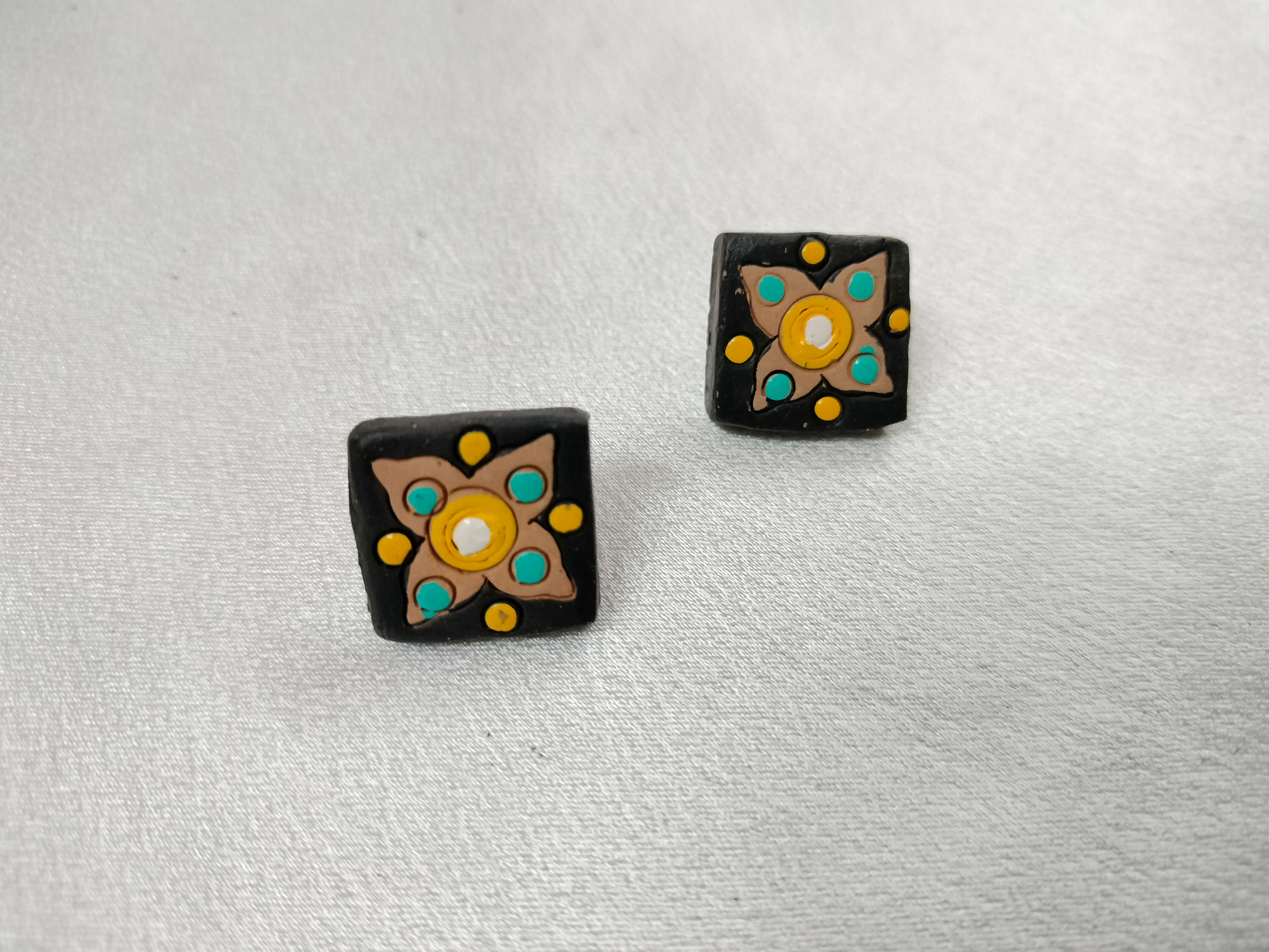 Terracotta studs earrings