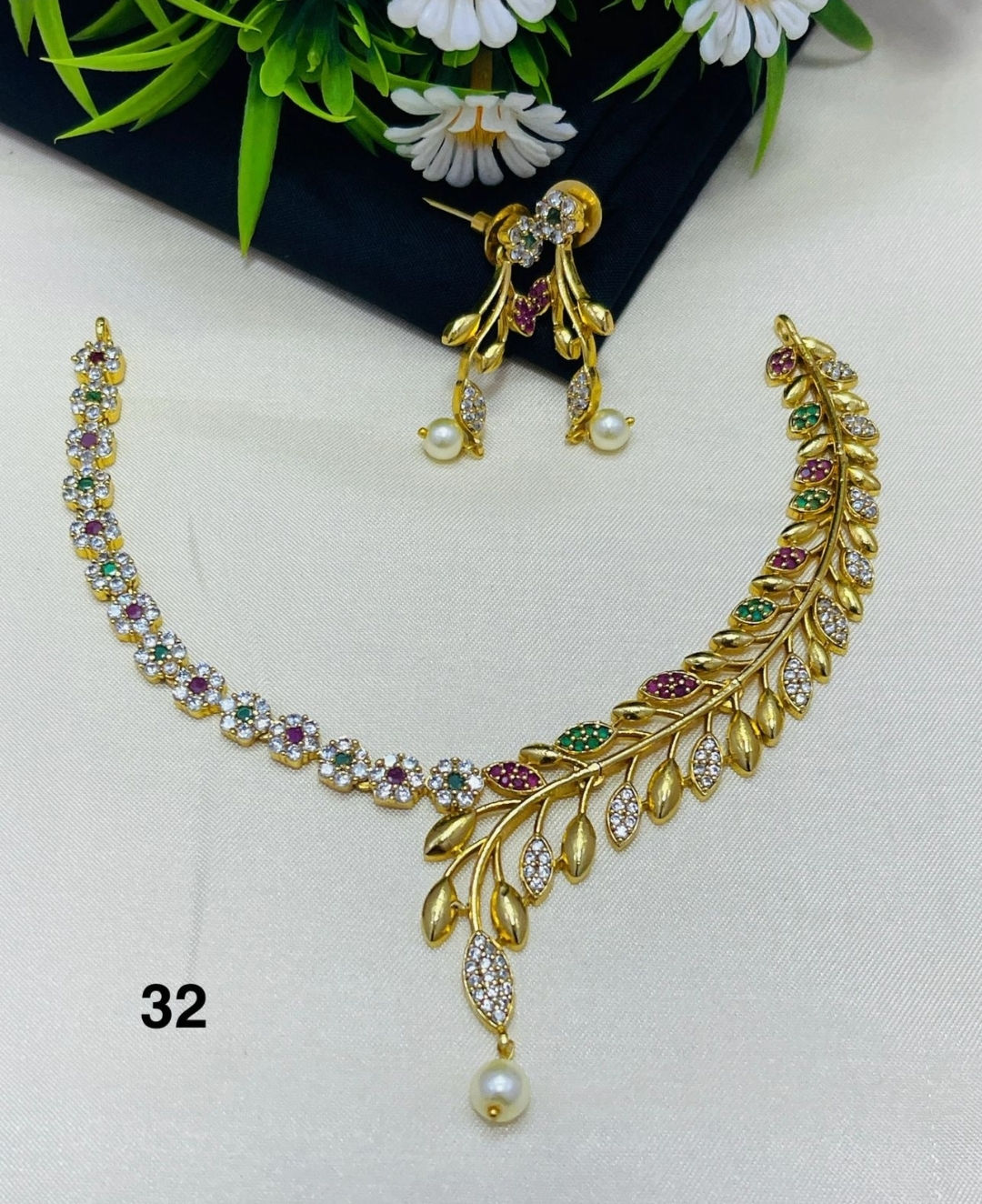 Diamond necklace set