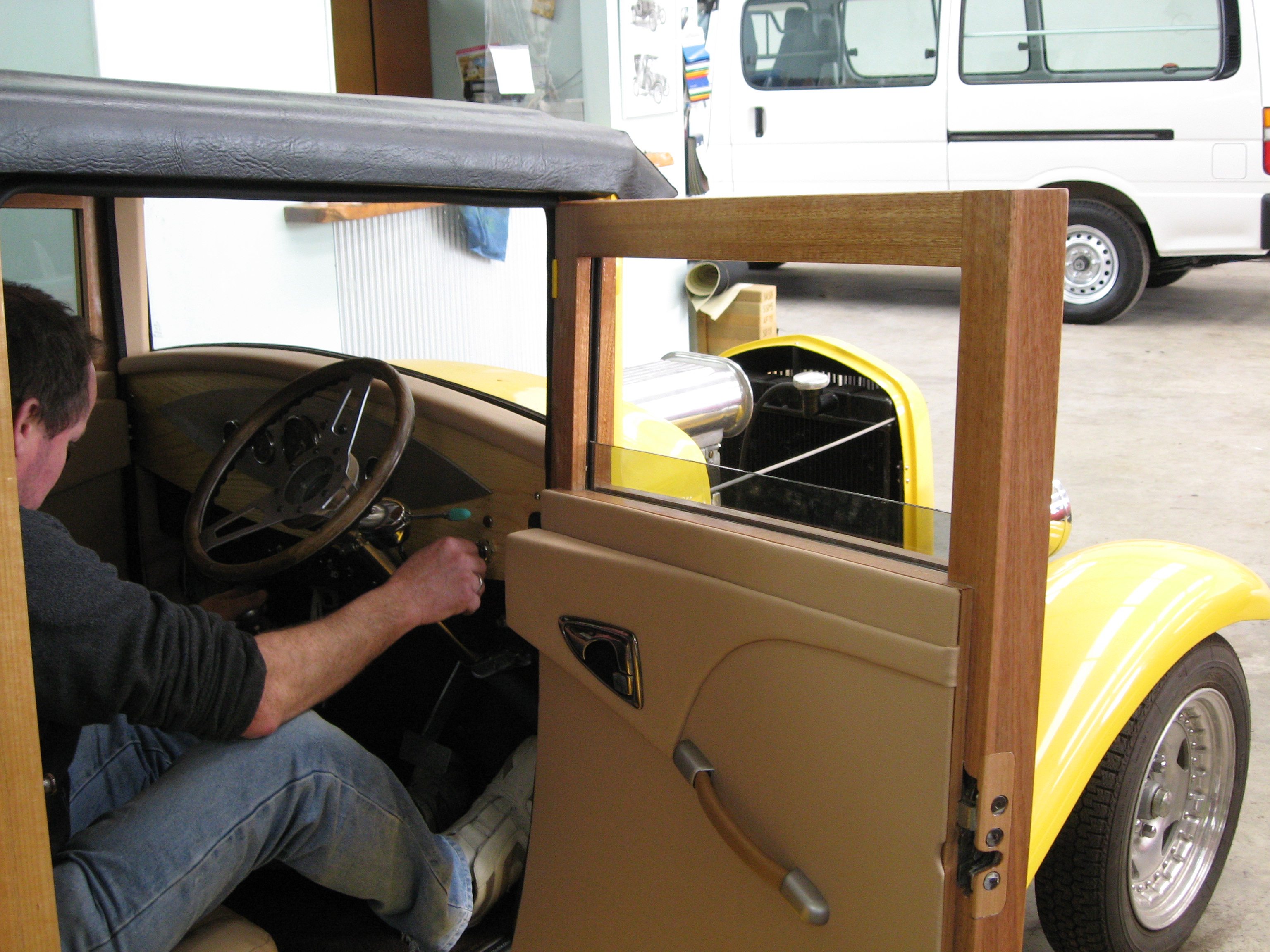 Classic & Vintage Upholstery Auckland Waikumete Car Upholsterers