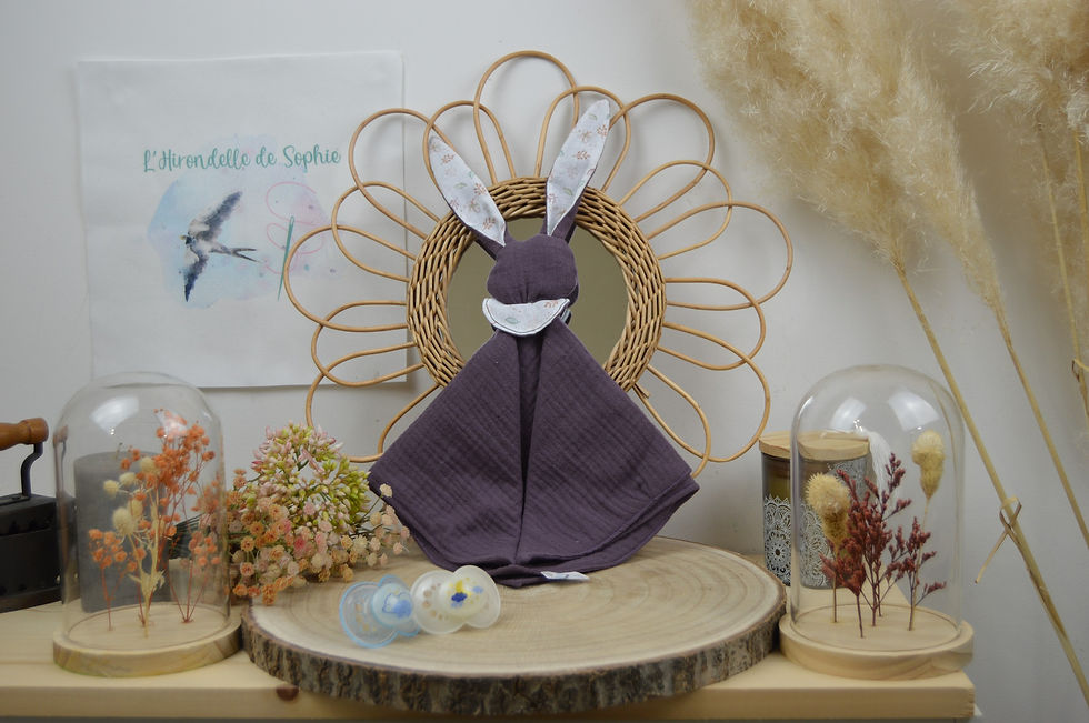 Doudou lange lapin Lucette