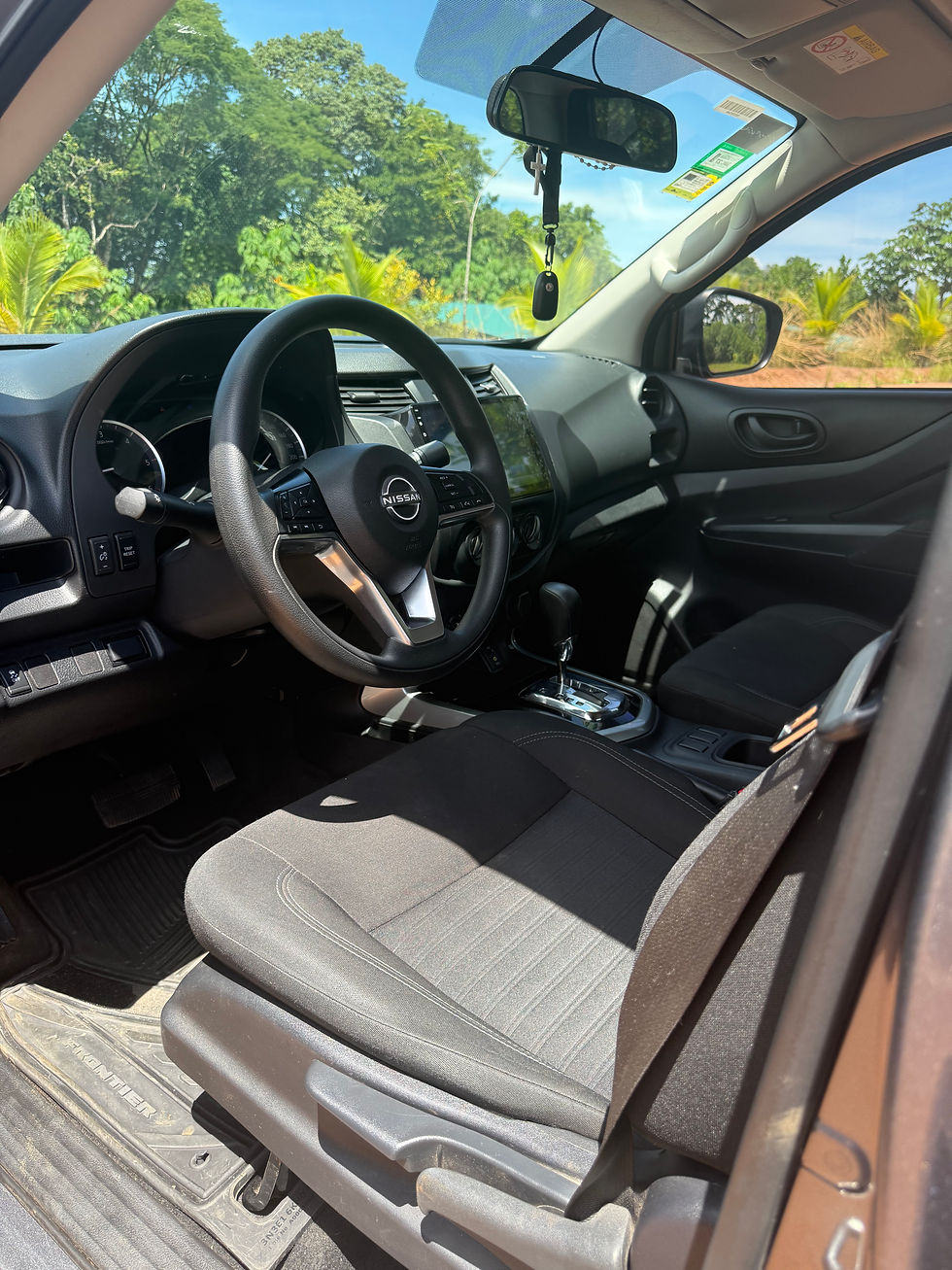 Miniatura: 2024 Nissan Frontier SE