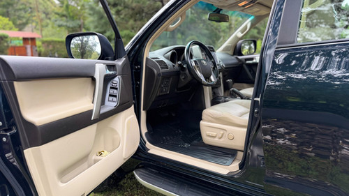 TOYOTA LANDCRUISER PRADO VX 2011