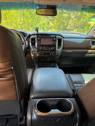 NISSAN TITAN PLATINUM RESERVE 2016