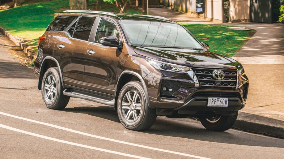 Miniatura: 2026 Toyota Fortuner Midline 