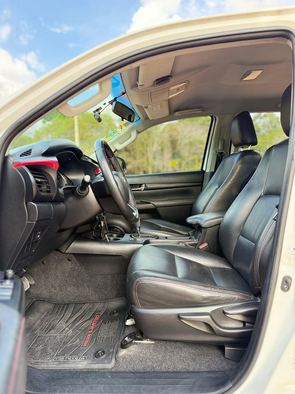 Thumbnail: 2018 Toyota Hilux SRV Limited 