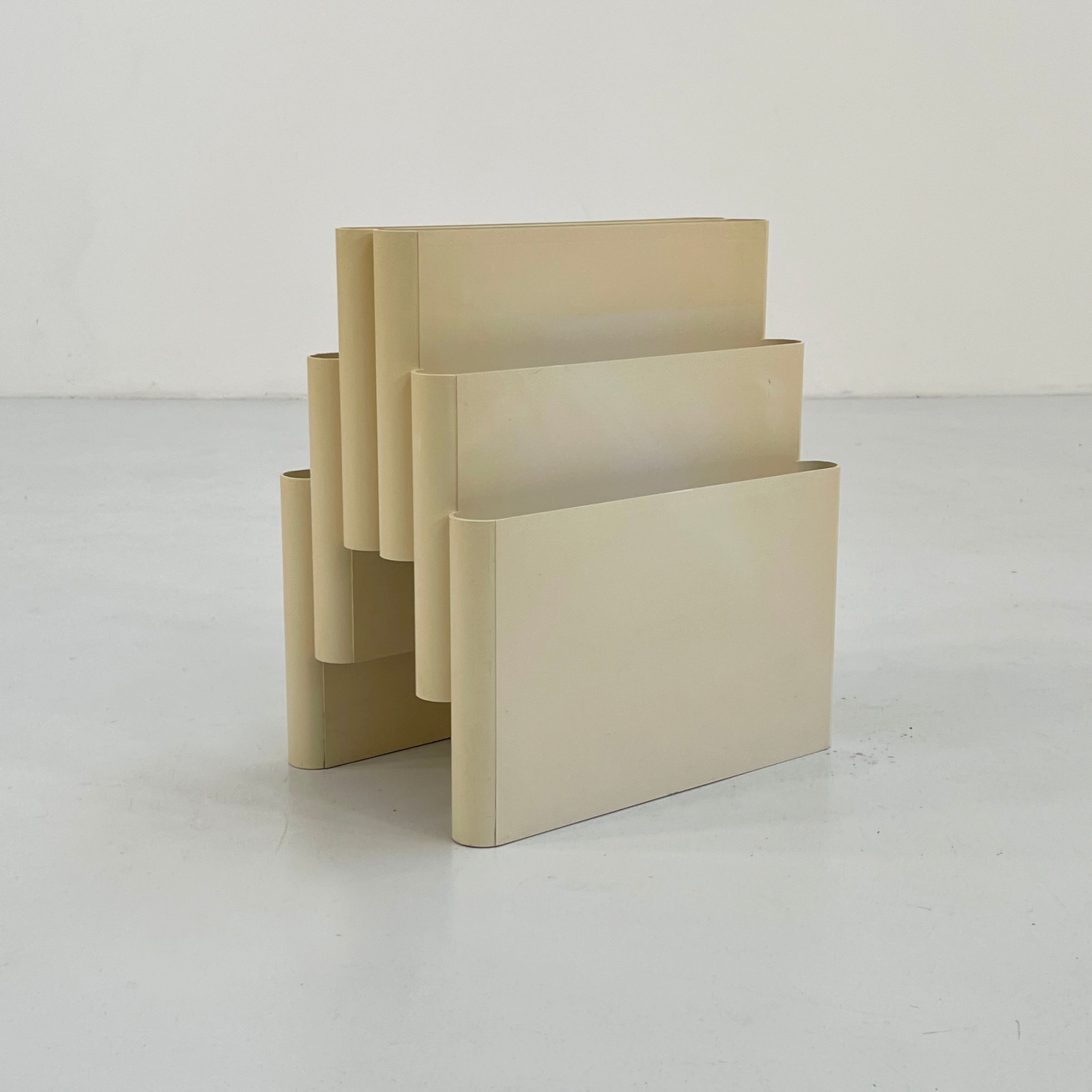 White Magazine Rack by Giotto Stoppino for Kartell, 1970s - SOLD