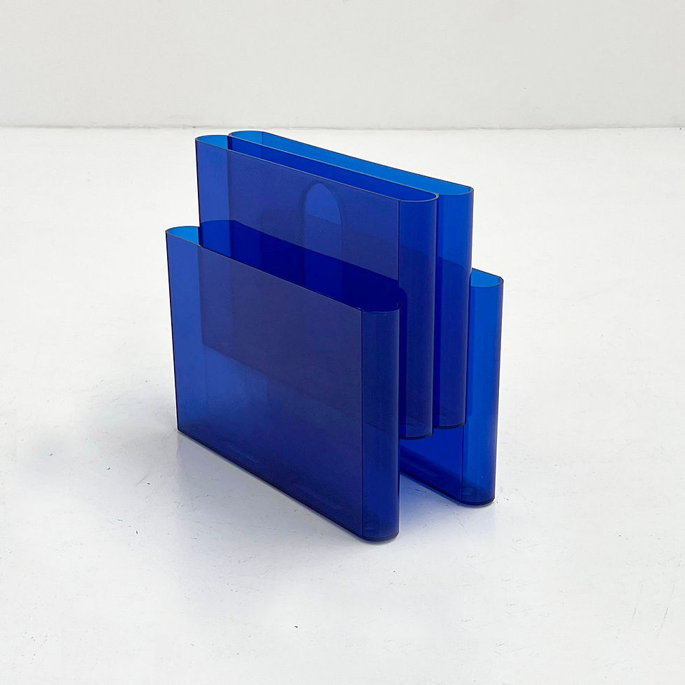Lucite Blue Magazine Rack by Giotto Stoppino for Kartell, 1970s - SOLD