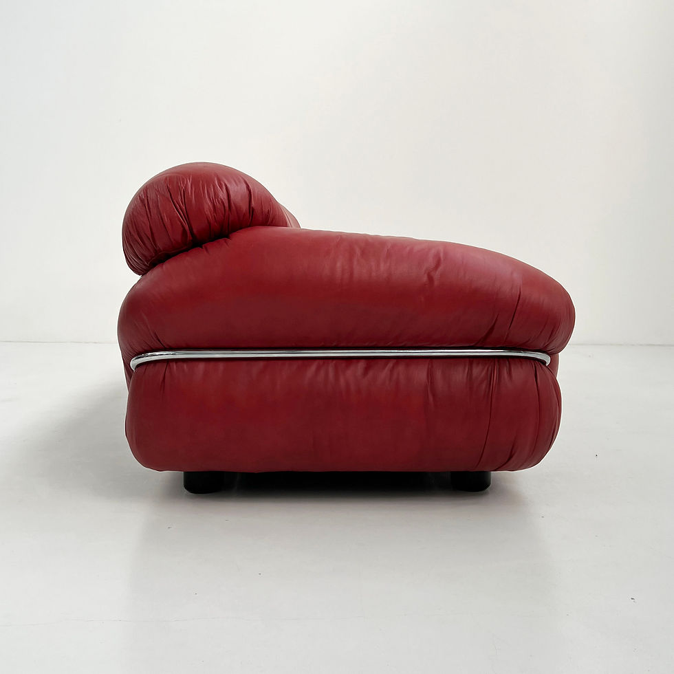 Thumbnail: Red Leather Sesann 2-seater Sofa by Gianfranco Frattini for Cassina, 1970 - SOLD
