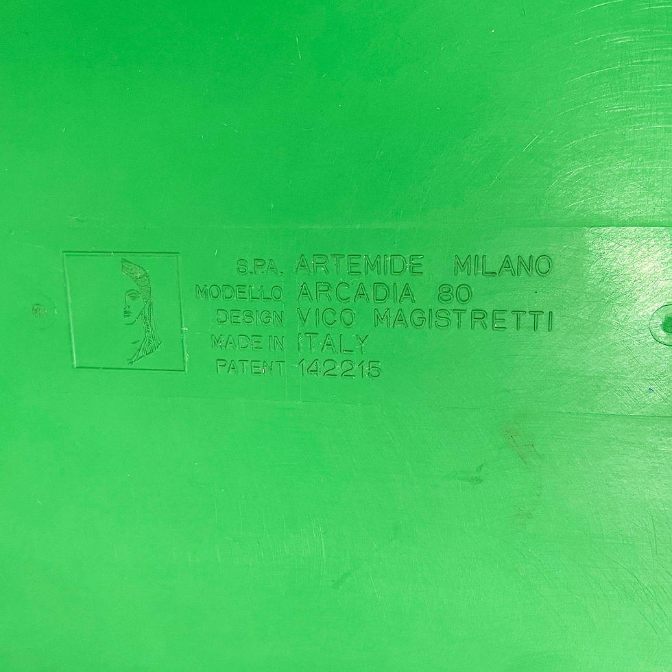 Thumbnail: Green Arcadia 80 Coffee Table by Vico Magistretti for Artemide, 1970s - SOLD