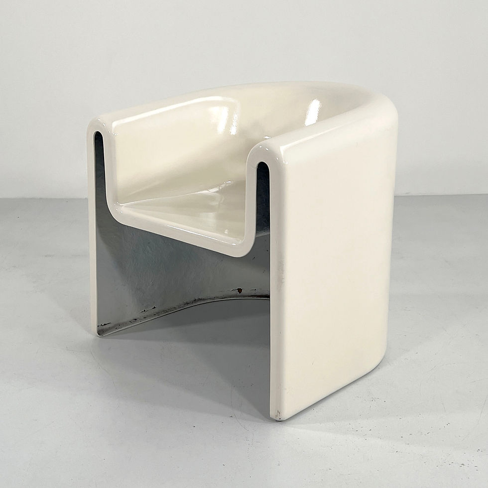 Thumbnail: "Melaina" Fiberglass Chair by Rodolfo Bonetto for Driade, 1980s - SOLD