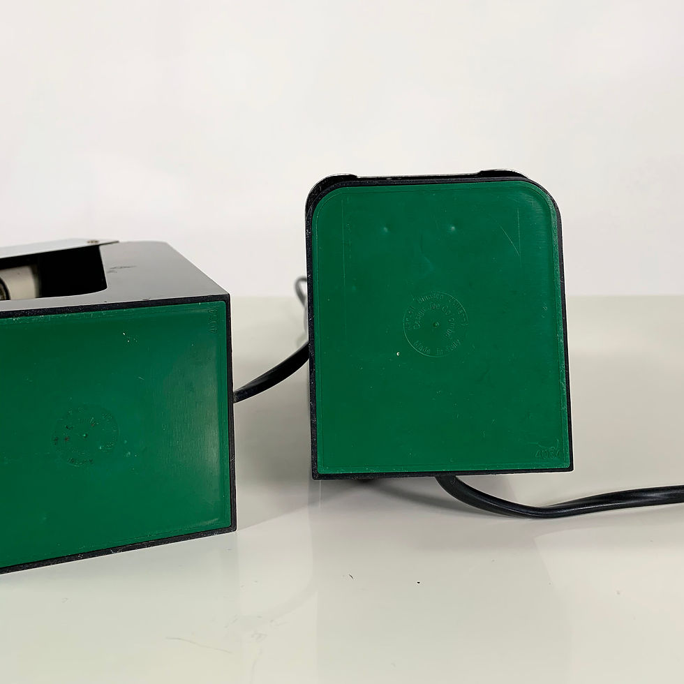 Thumbnail: Pair of Vademecum Table Lamps by Joe Colombo for Kartell, 1970s - SOLD