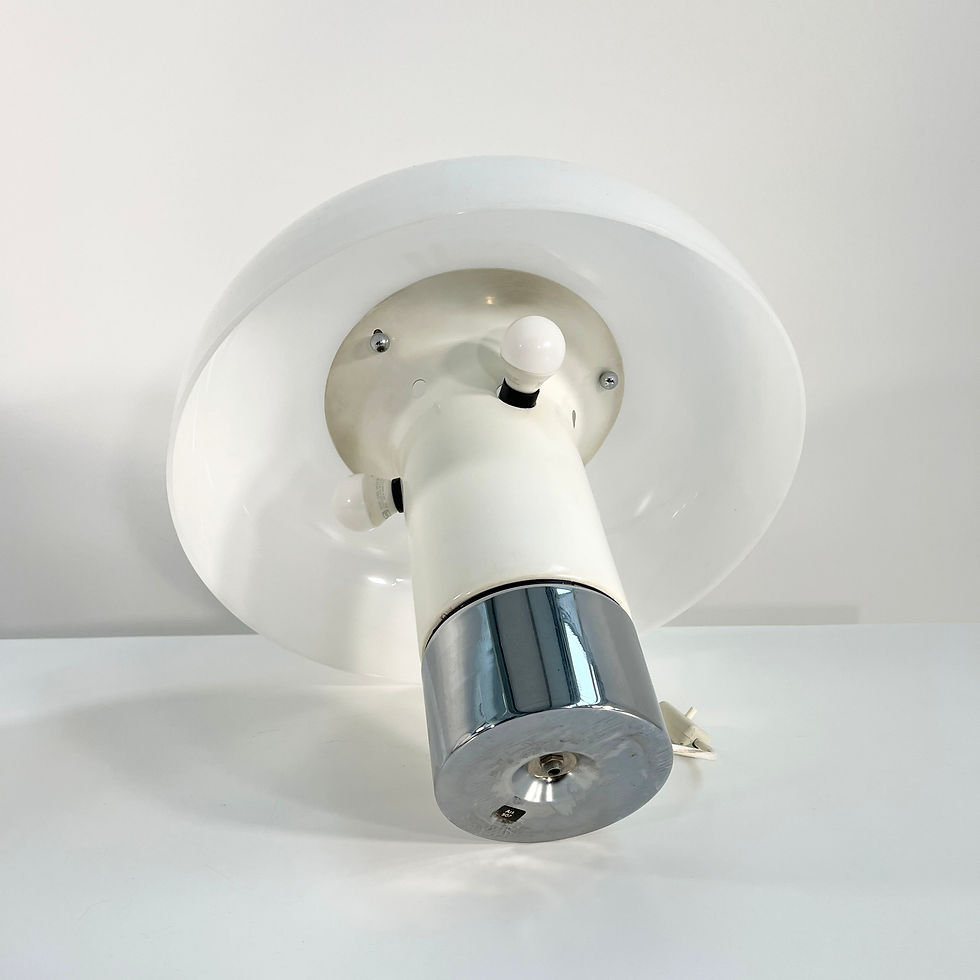 Thumbnail: Brumbury Table Lamp by Luigi Massoni for Guzzini, 1970s - SOLD