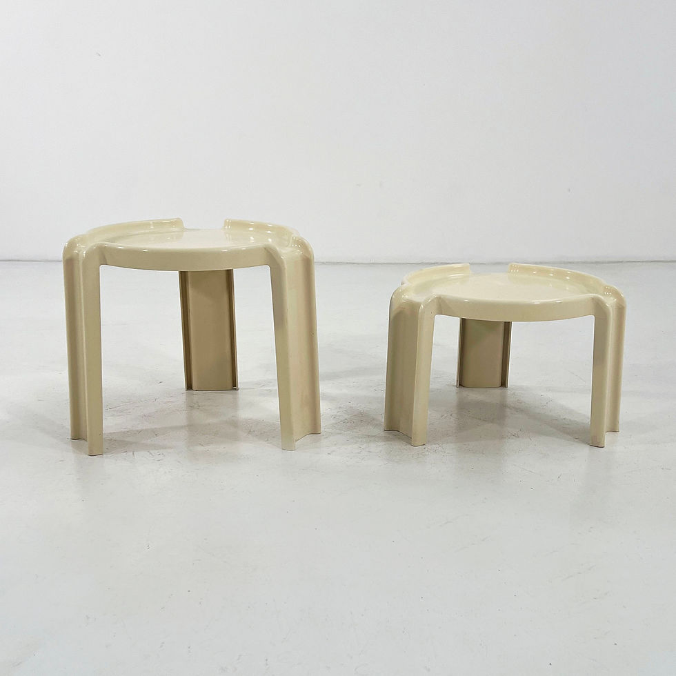 Thumbnail: Pair of White Nesting Tables by Giotto Stoppino for Kartell, 1970s - SOLD