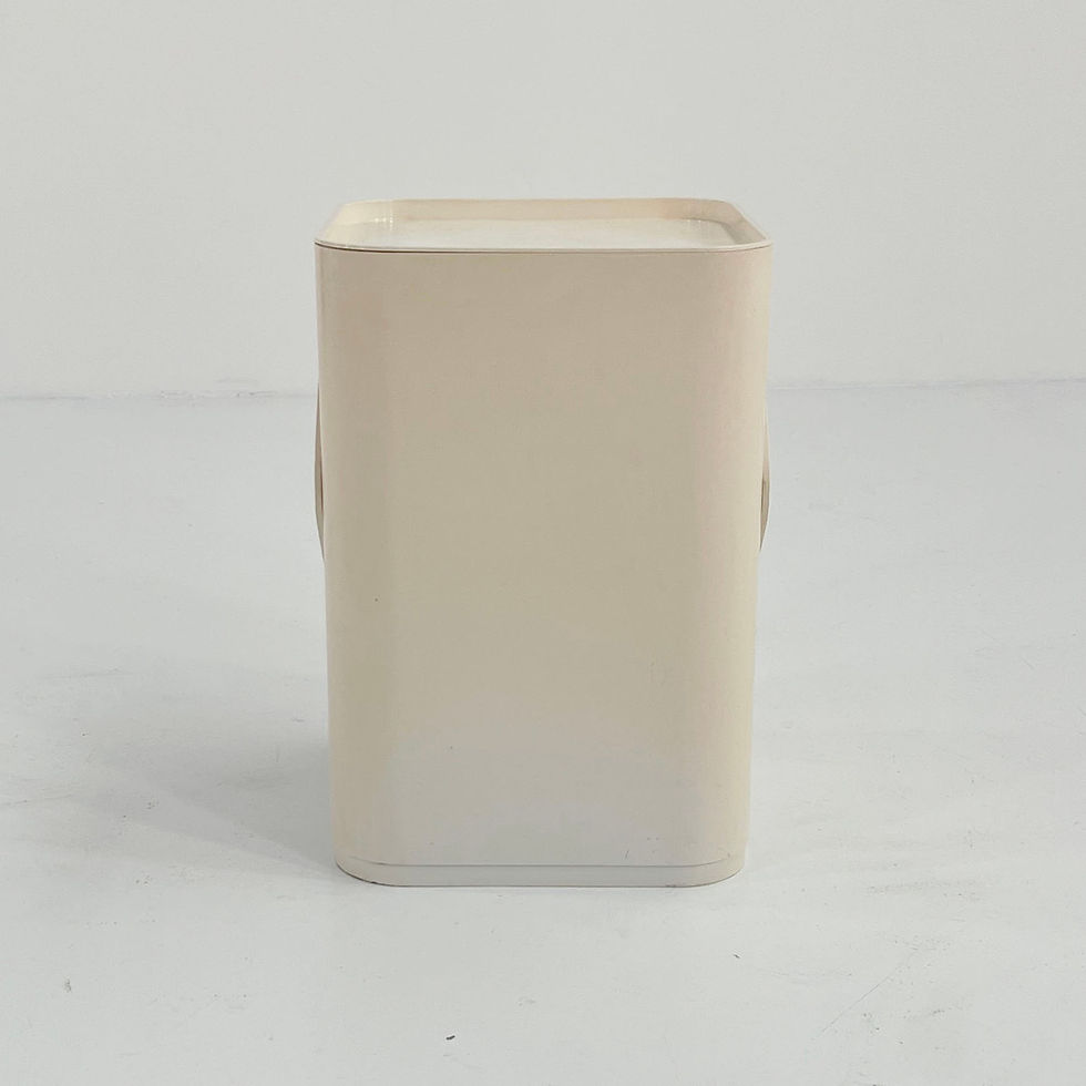 Thumbnail: Laundry Bin by Anna Castelli for Kartell, 1970s - SOLD
