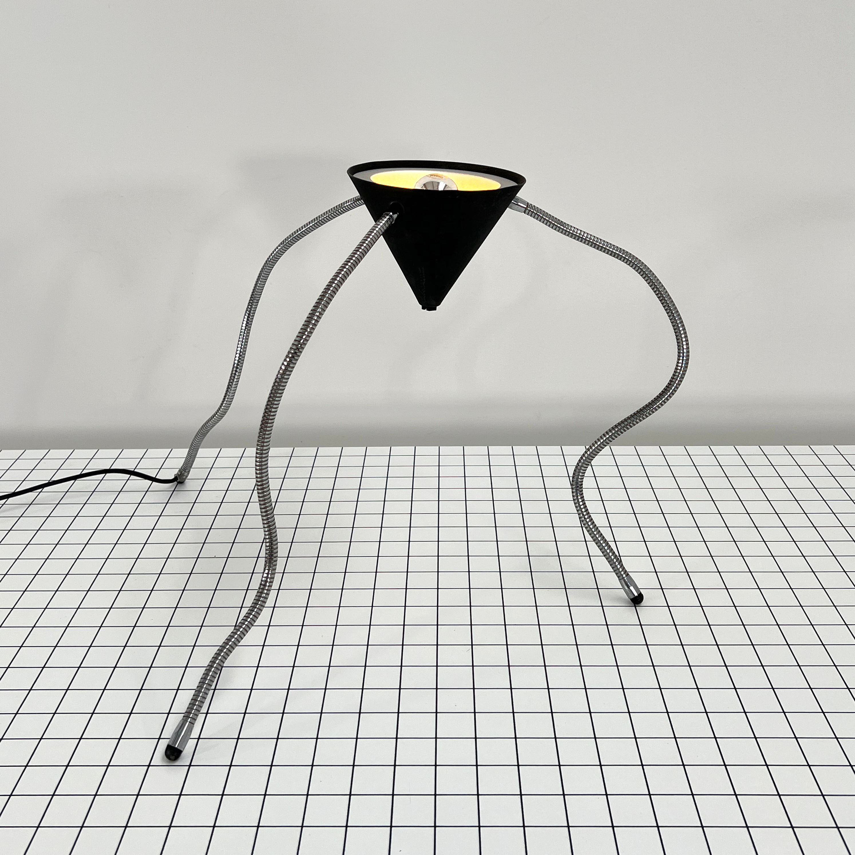 Articulated Spider Table Lamp, 1980s - SOLD