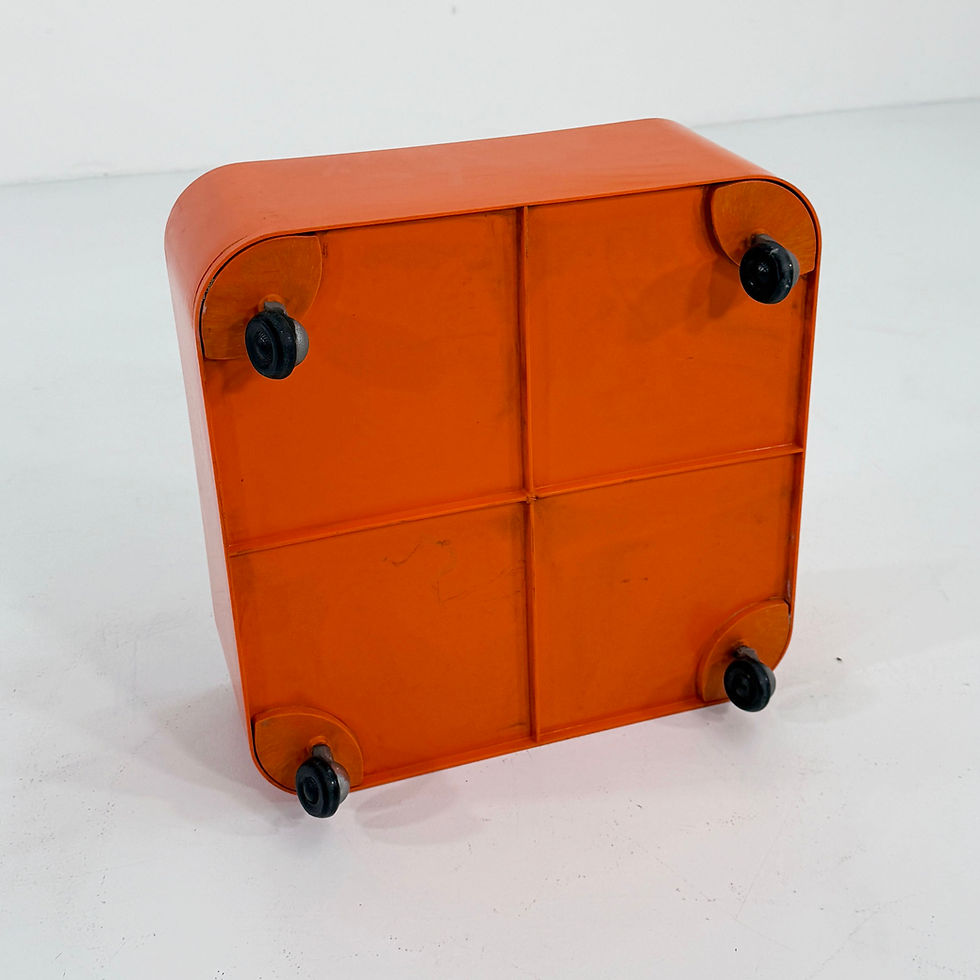 Thumbnail: Orange Planter on Wheels Model 4682 by Anna Castelli for Kartell, 1970s - SOLD