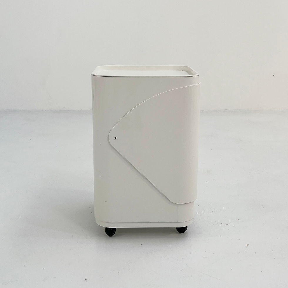 Thumbnail: White Laundry Bin by Anna Castelli for Kartell, 1970s - SOLD