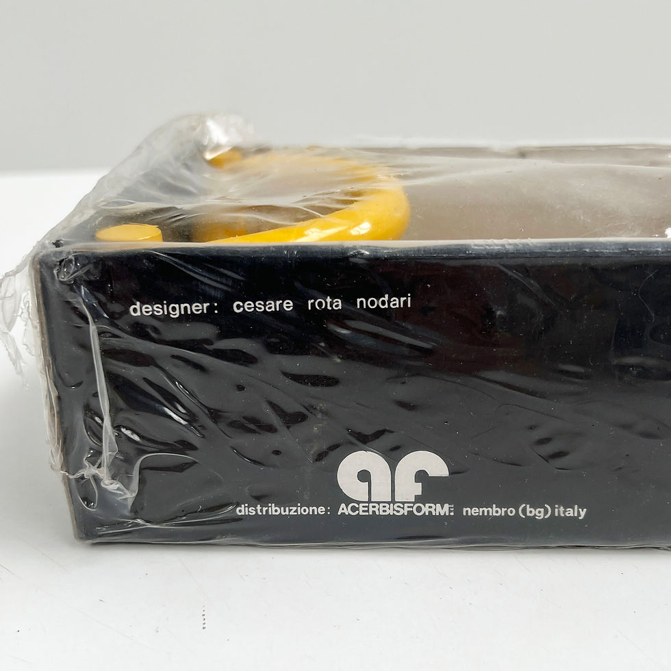 Thumbnail: Pair of Yellow Taka Coat Hooks by Cesare Rota Nodari for Acerbis, 1960s - SOLD