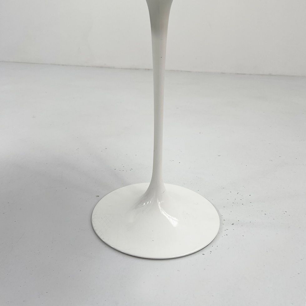 Thumbnail: Marble Tulip Side Table by Eero Saarinen for Knoll, 1960s - SOLD