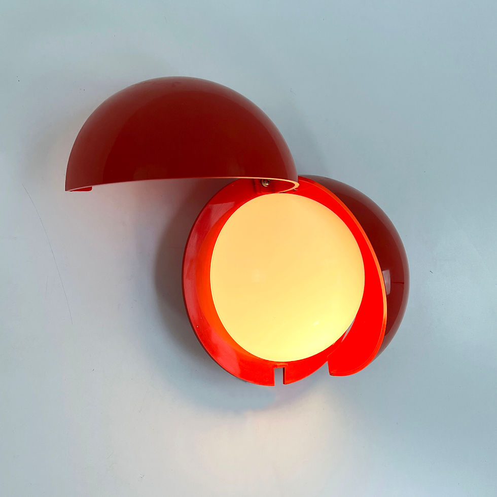 Thumbnail: Red Lampira Wall Lamp by G. Piero & A. Monti for Fontana Arte, 1970s - SOLD