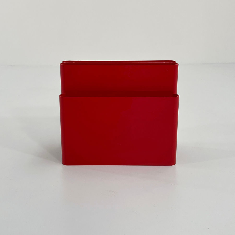 Thumbnail: Small Red Magazine Rack by Giotto Stoppino for Kartell, 1970s - SOLD