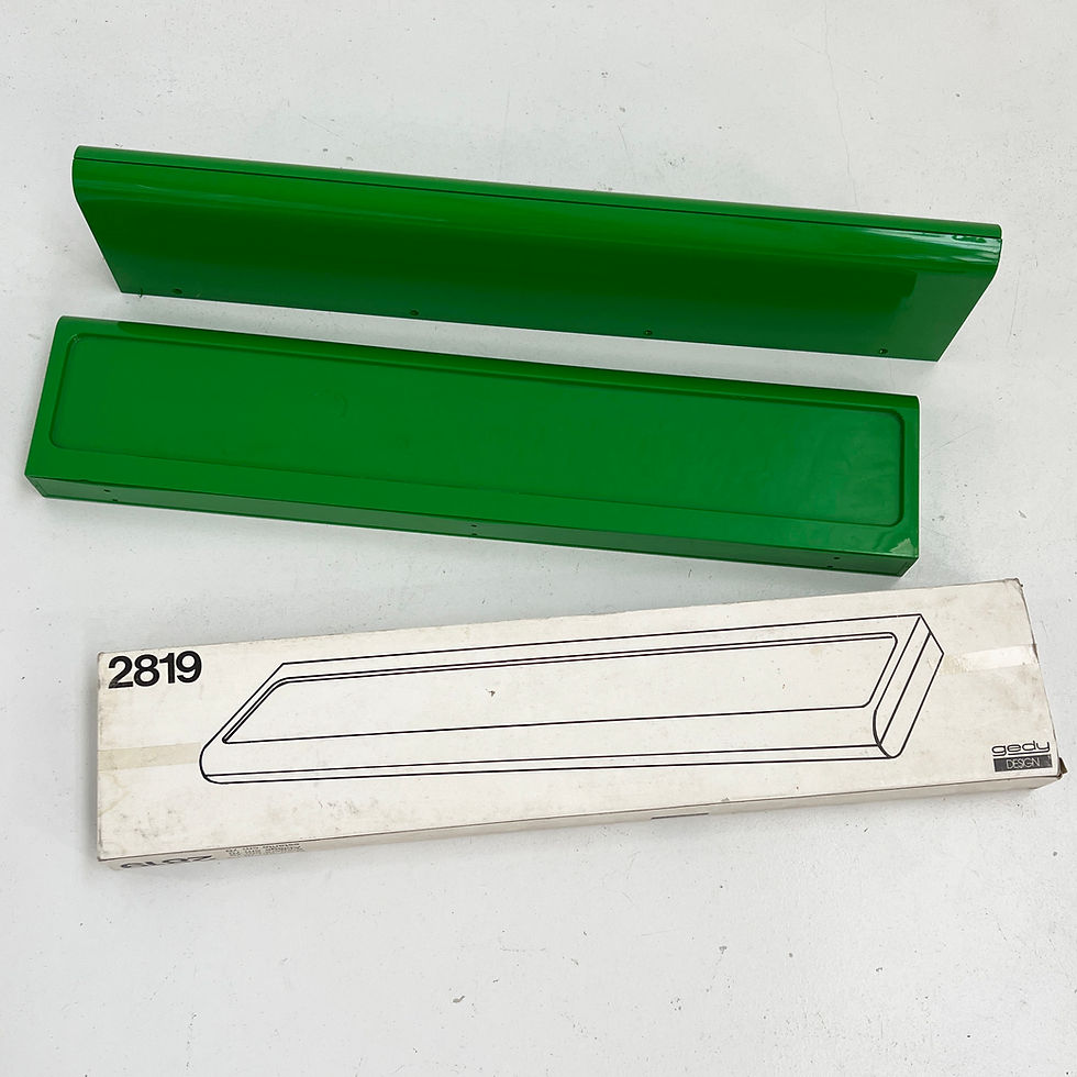 Thumbnail: Pair of Green Shelves from Gedy, 1970s - SOLD