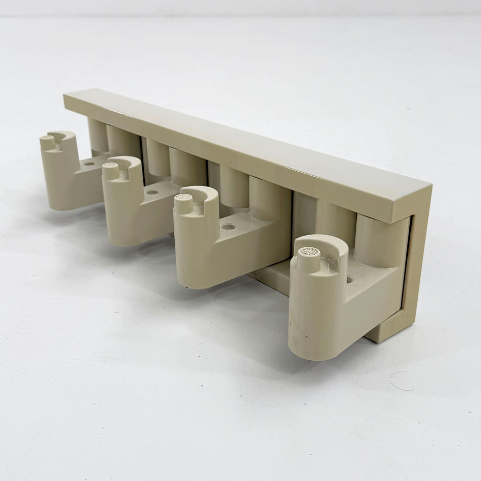 Thumbnail: White Minivip Coat Rack by Benanti & Brunori for Velca Legnano, 1970s - SOLD