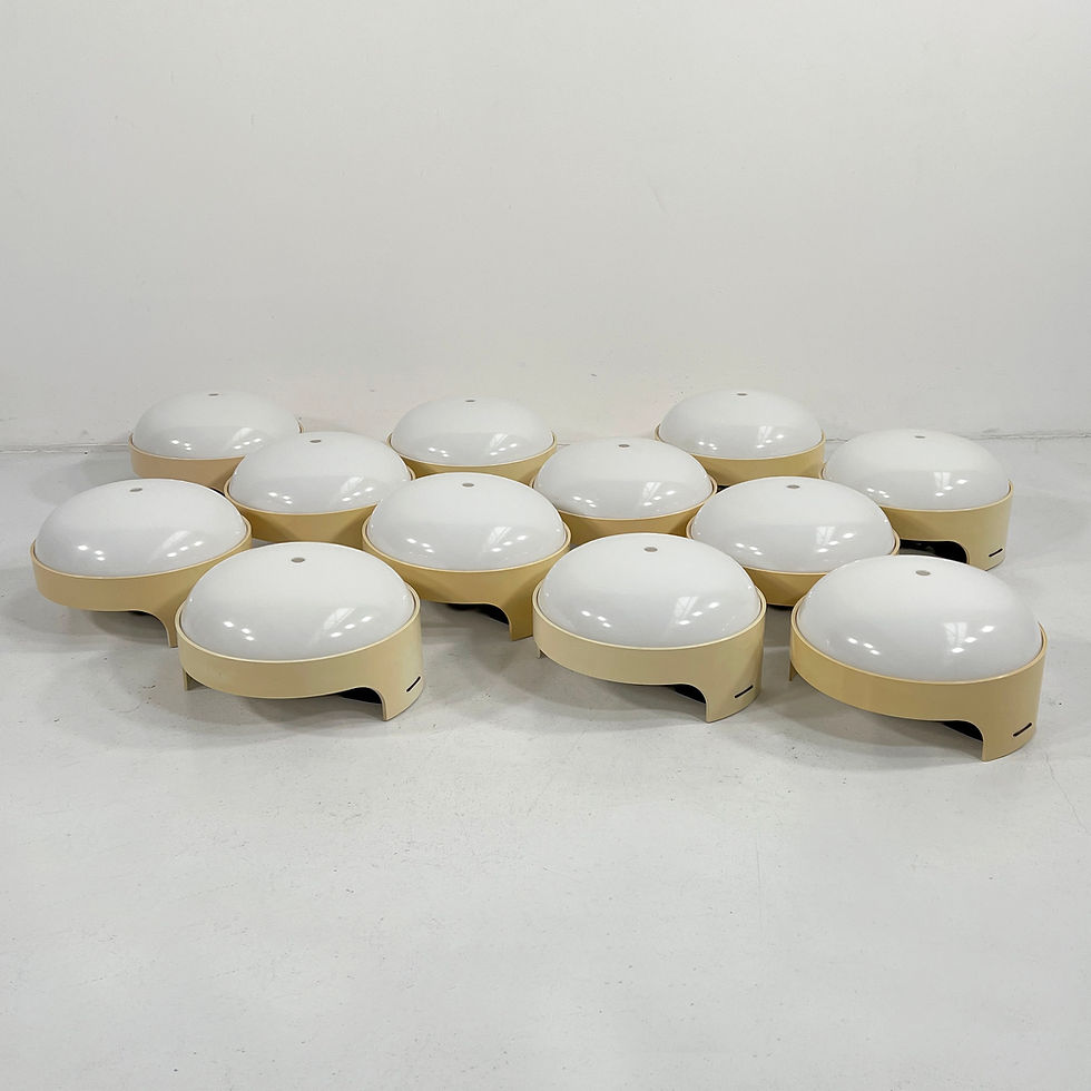 Thumbnail: Pair of Quattro KD 4335 Wall Lamps by Joe Colombo for Kartell, 1960s - SOLD