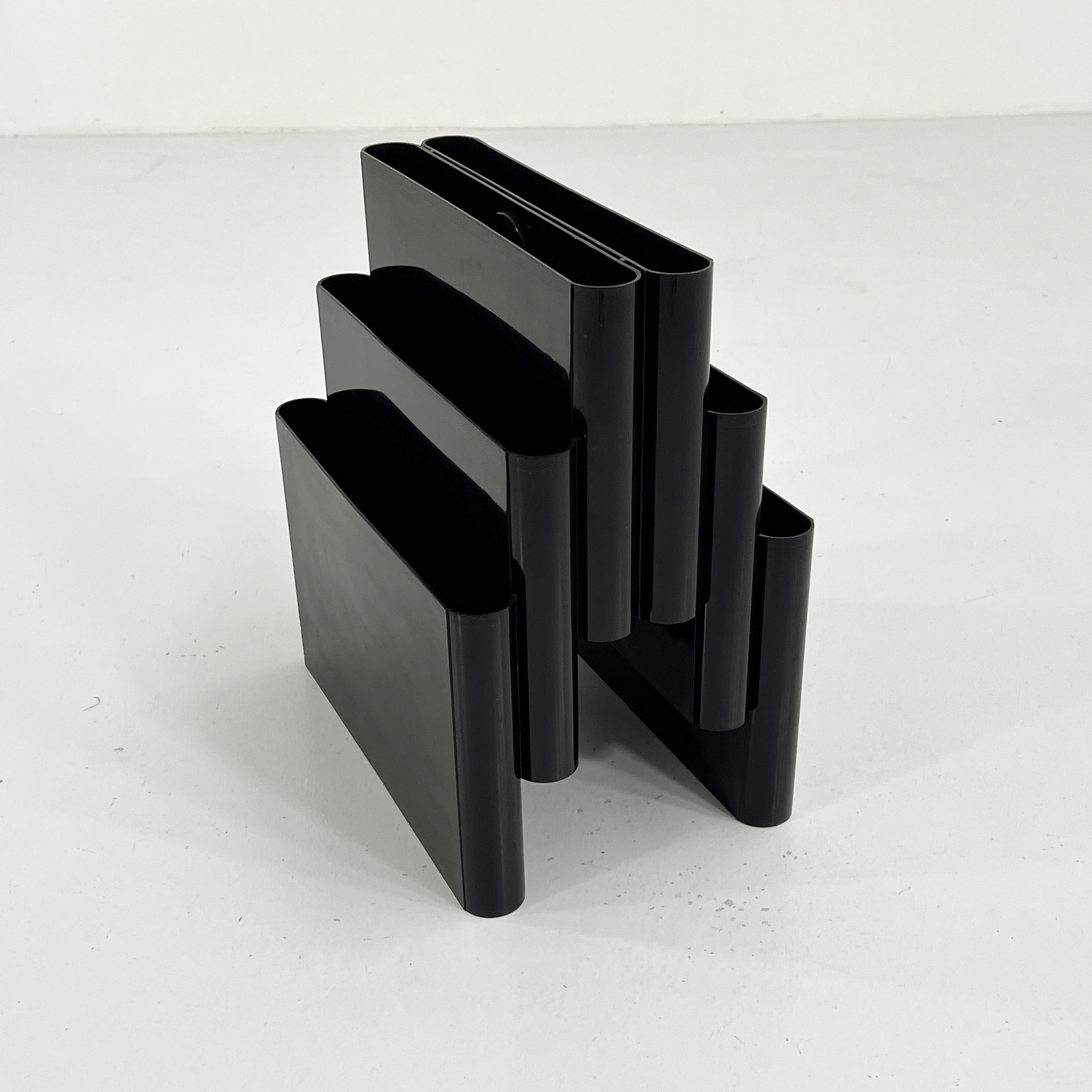 Black Magazine Rack by Giotto Stoppino for Kartell, 1970s - SOLD