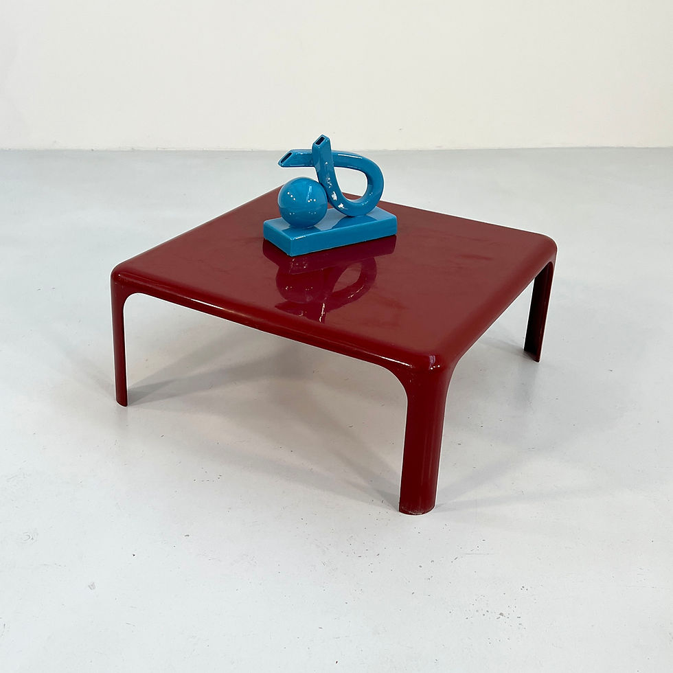 Thumbnail: Burgundy Demetrio 70 Coffee Table by Vico Magistretti for Artemide, 1970s - SOLD