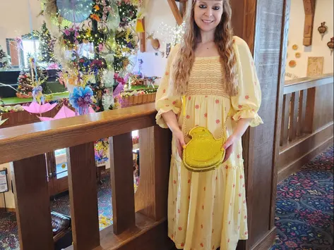 What's In My Peeps x Betsey Johnson Chick Bag?!