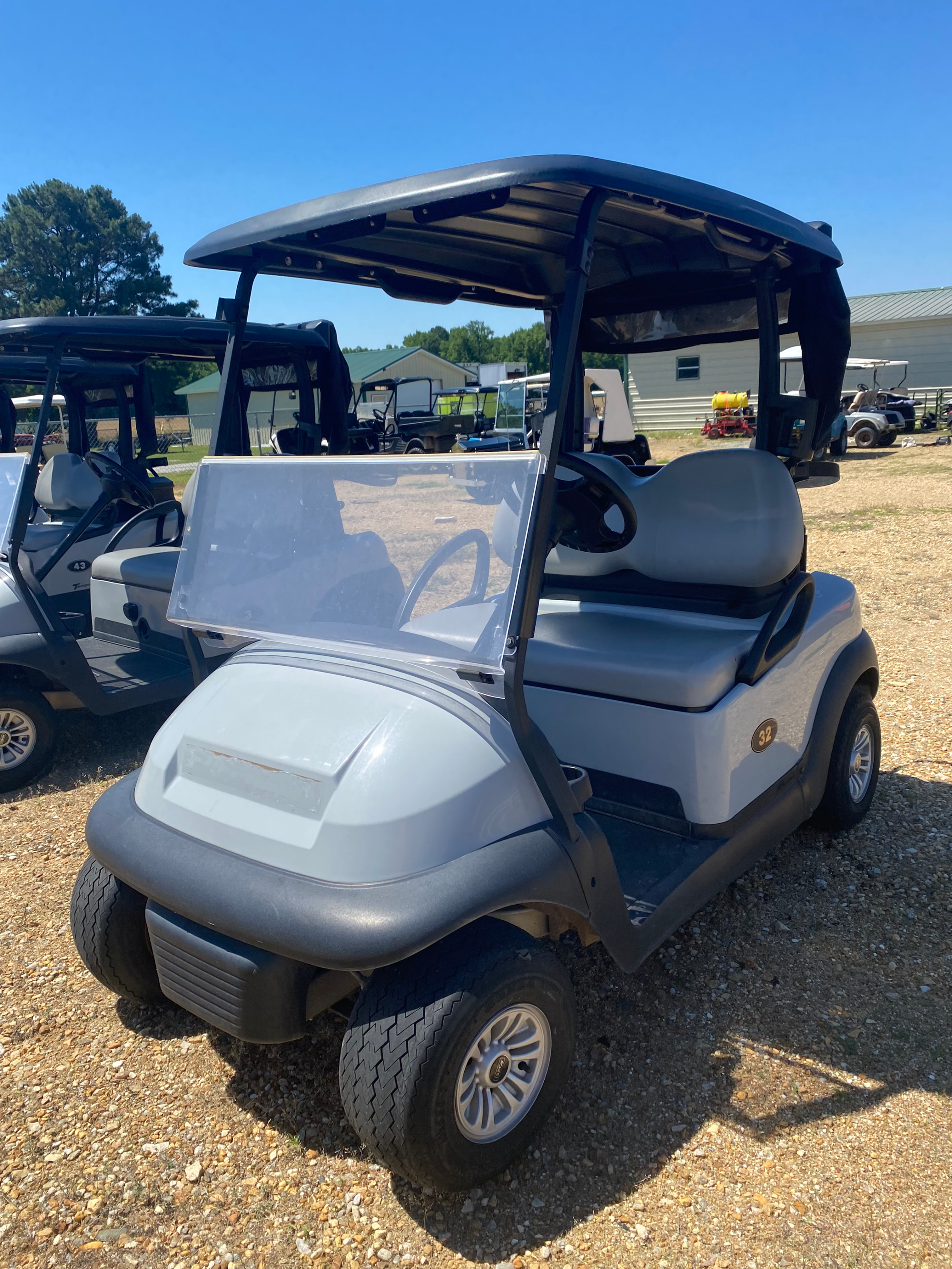 2018 Club Car Precedent with BRAND NEW 2022 battery’s
