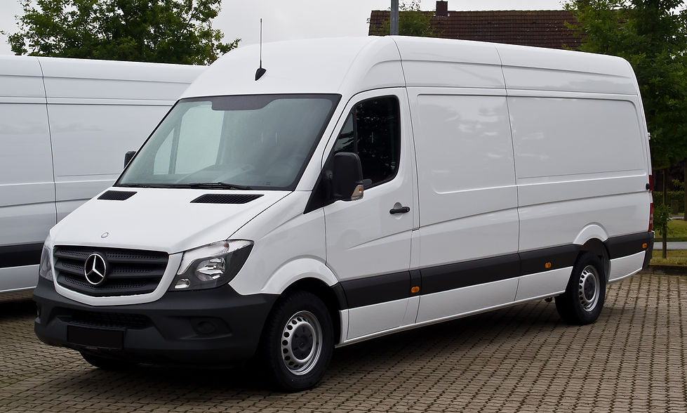 Mercedes-Benz_Sprinter_Kastenwagen_313_CDI_(W_906,_Facelift)_–_Frontansicht,_8._September_