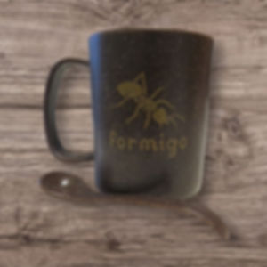 CANECA EM FIBRA DE COCO