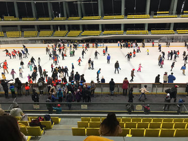 スタッフも子供も滑れる?(笑)